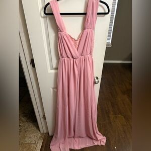 Elegant Pink Sleeveless Gown